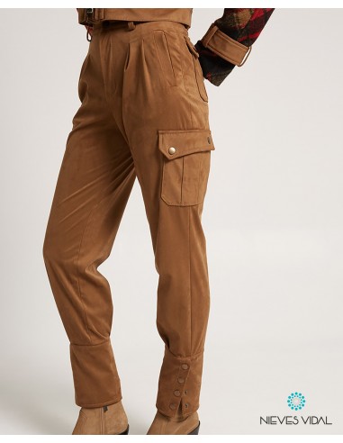 PANTALÓN CARGO CAMEL HIGHLY PREPPY